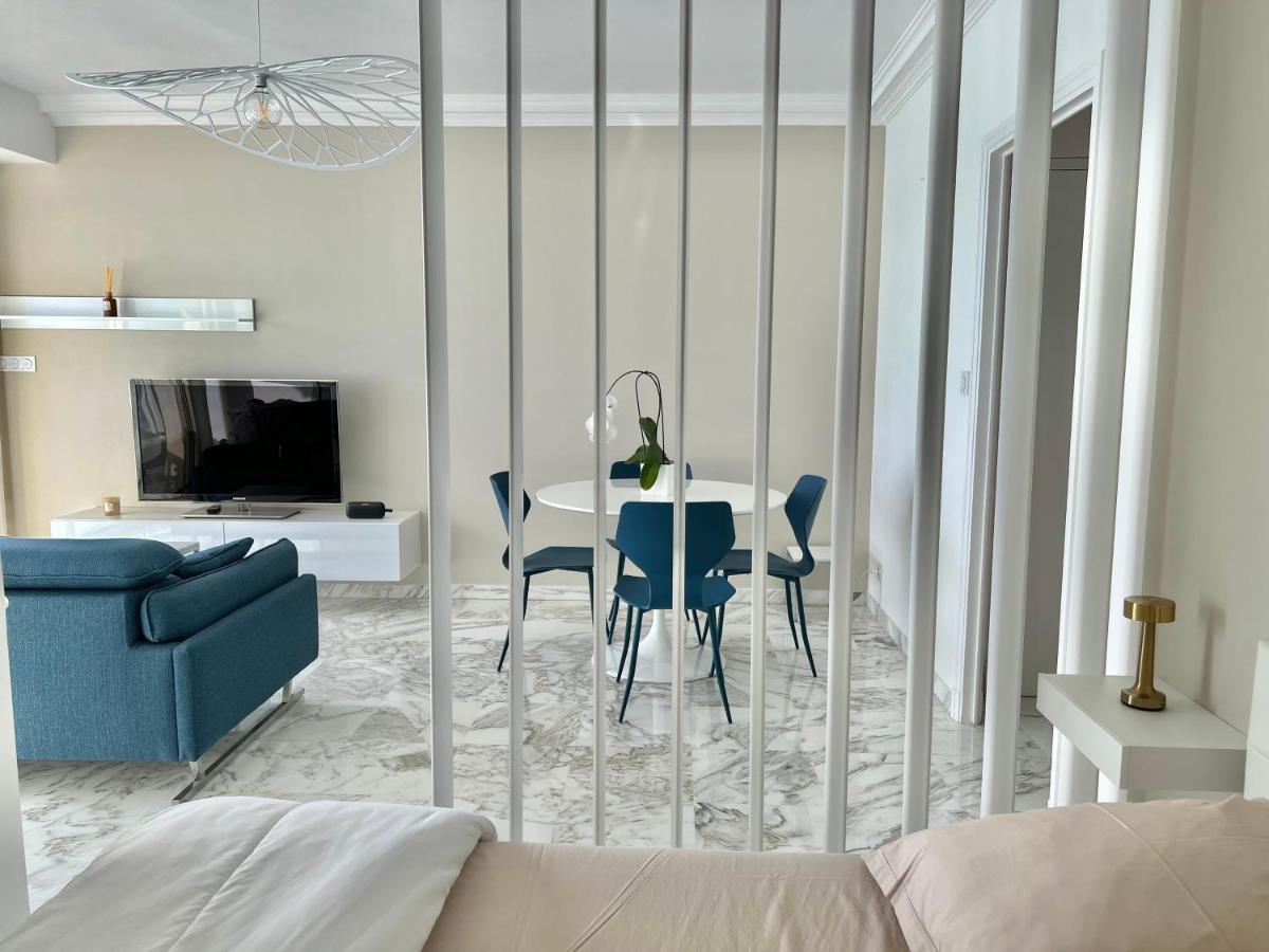 Seaviews By Jenni Menton, La Suite, Superbe Front De Mer, Top Emplacement Avec Terrasse Et Parking! Exterior photo